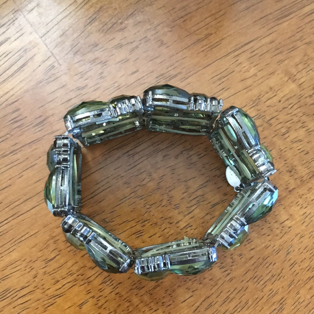Green Bling Rhinestone Cuff - Picture 3 of 4